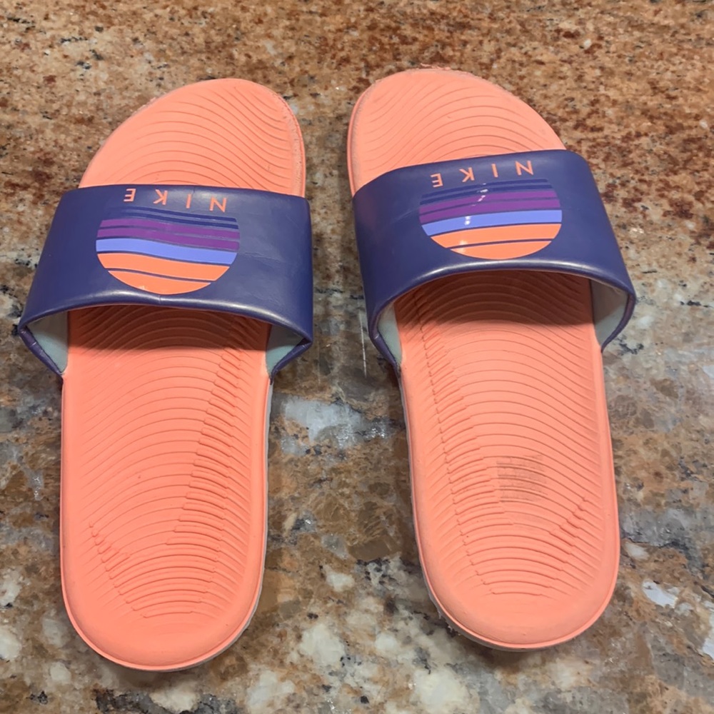 Girls Nike slides